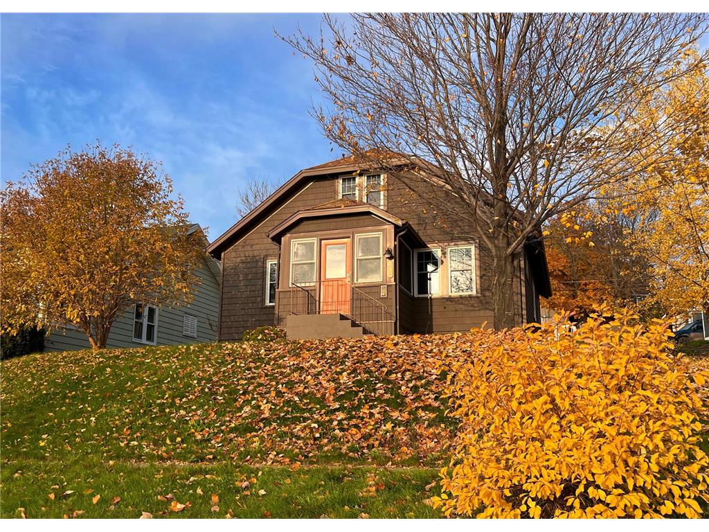 633 E Skyline Parkway, Duluth, MN, 55805 MLS 6456848 Edina Realty