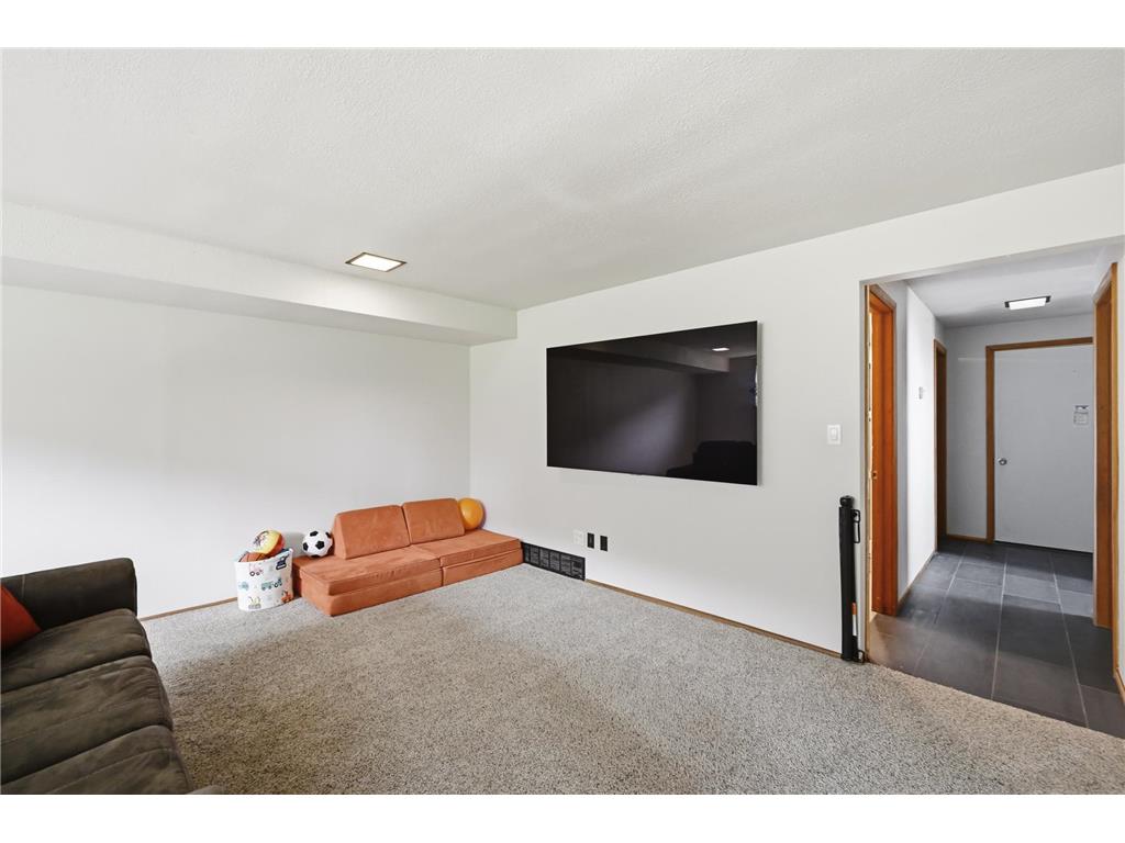 633 Folwell Lane SW Rochester MN 55902 7061131 image28