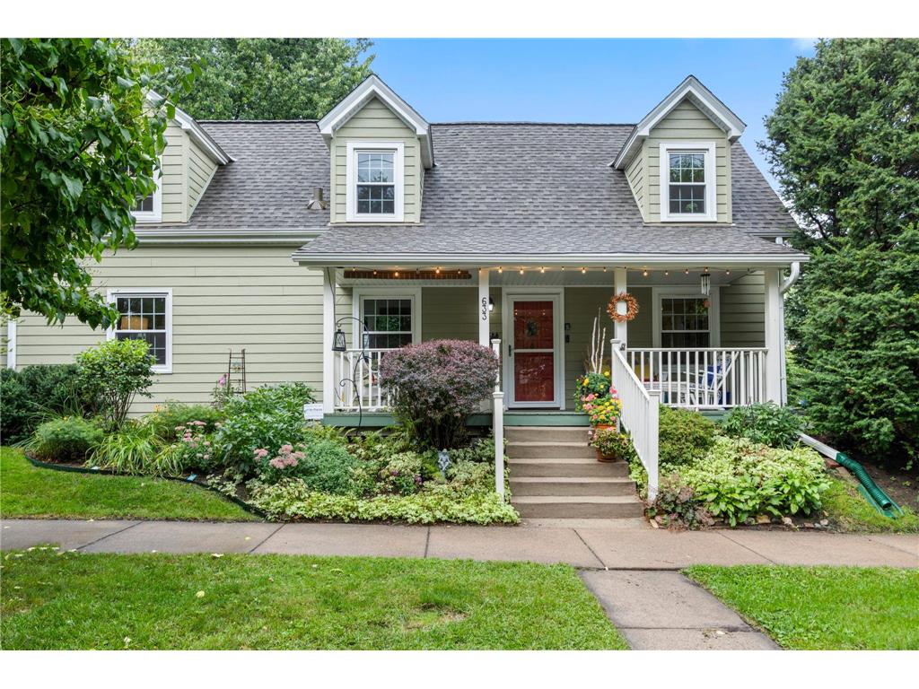 633 Griggs Street S Saint Paul MN 55116 6798082 image1