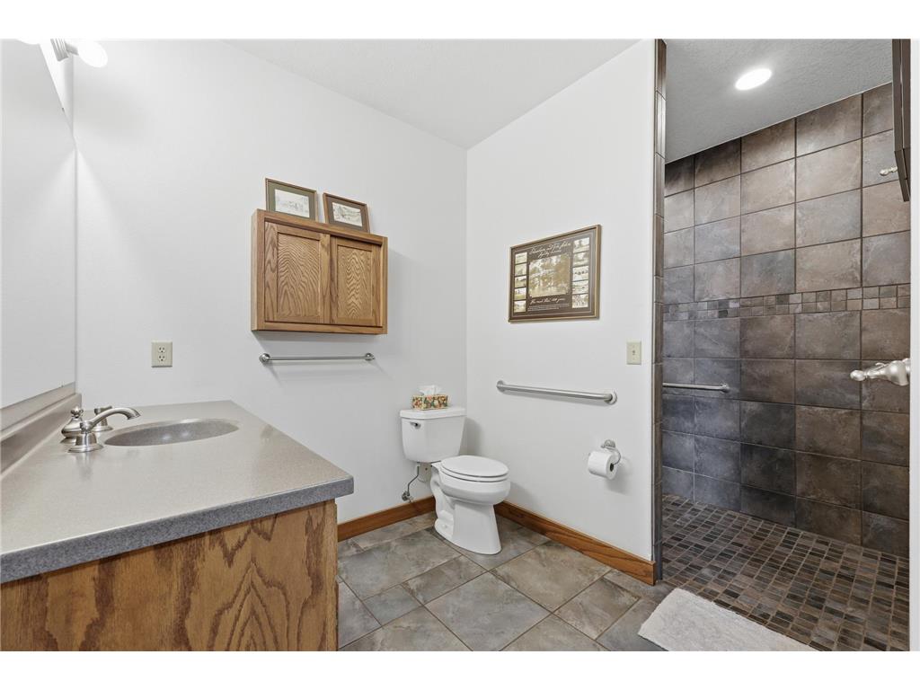 633 N Shore Drive Detroit Lakes MN 56501 - Detroit 7059520 image26