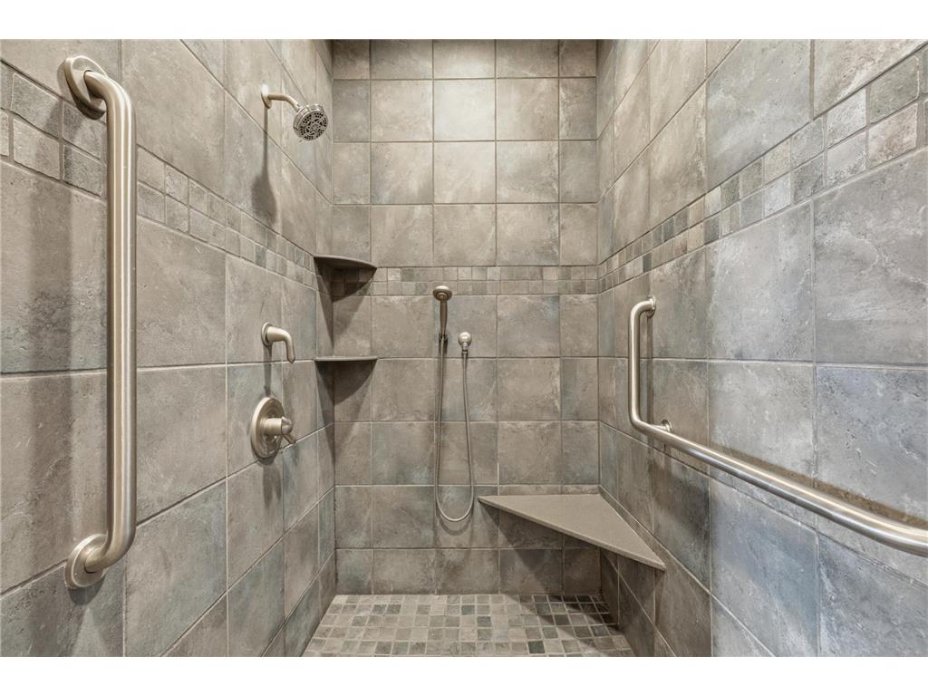 633 N Shore Drive Detroit Lakes MN 56501 - Detroit 7059520 image29