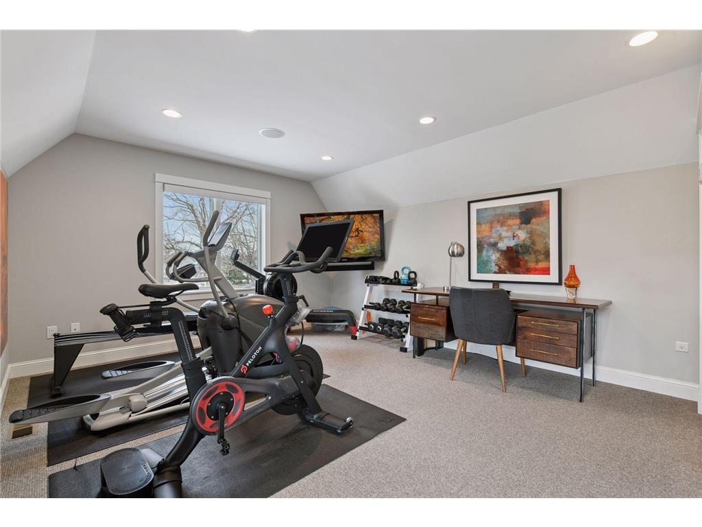 633 Park Street E Wayzata MN 55391 7087617 image23