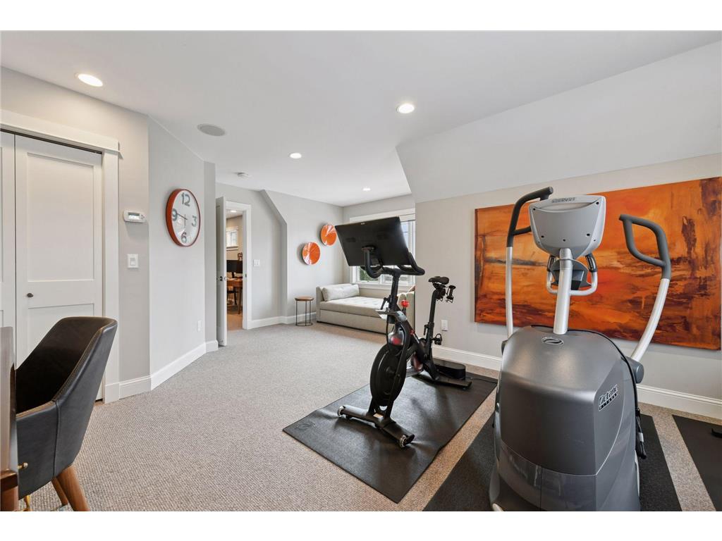633 Park Street E Wayzata MN 55391 7087617 image24