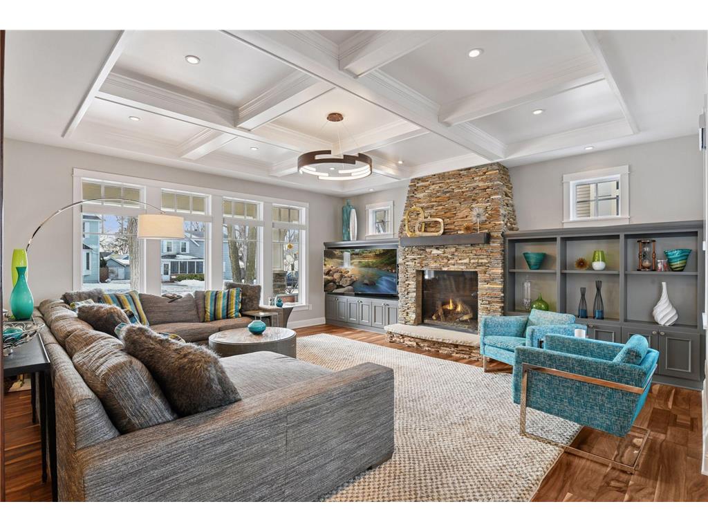 633 Park Street E Wayzata MN 55391 7087617 image3