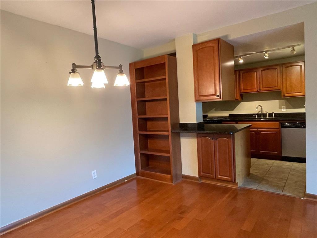 633 Robert Street S #202 Saint Paul MN 55107 6305418 image1