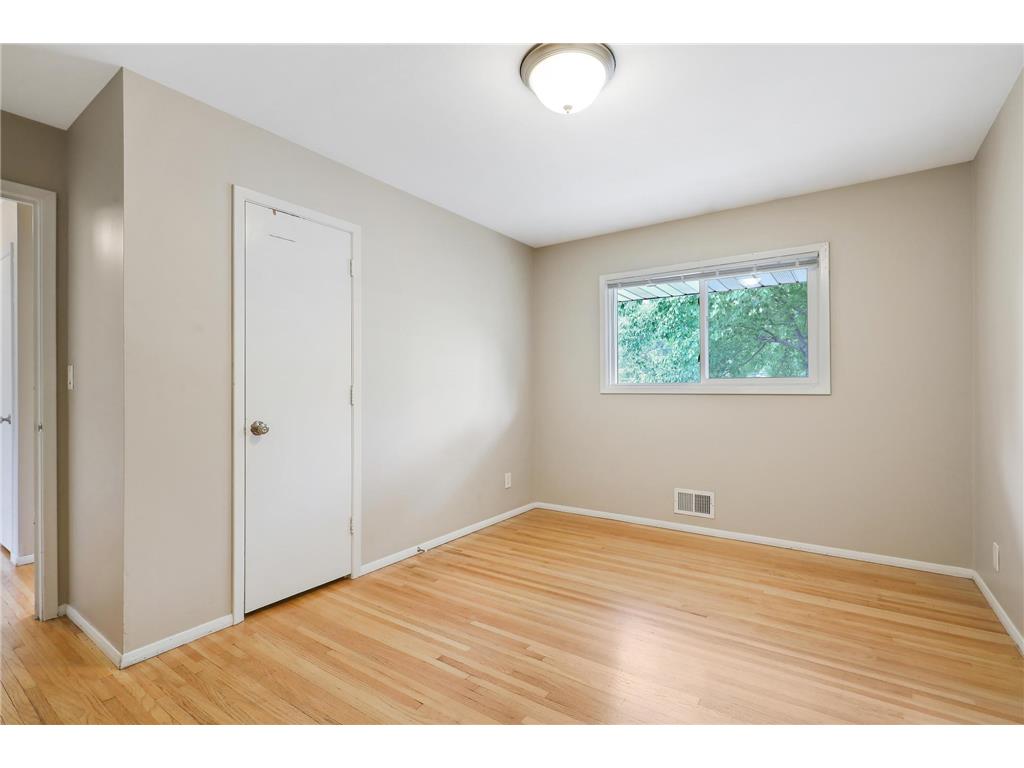 6330-6332 Xerxes Avenue S Edina MN 55423 7005922 image8