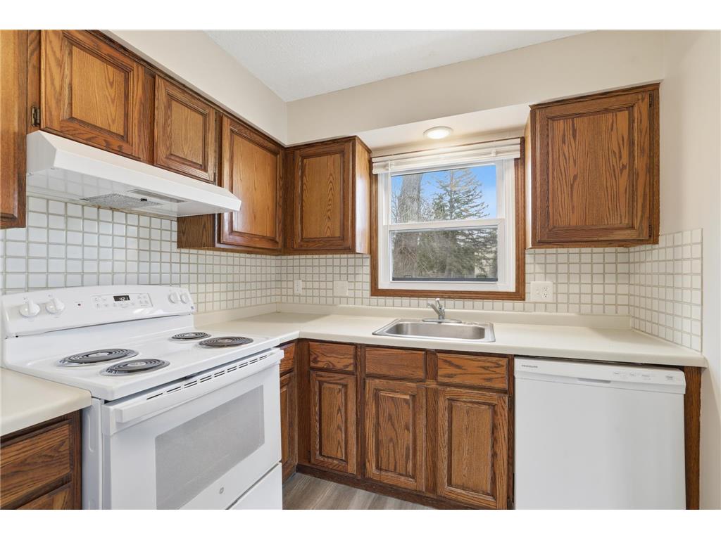 6333 Alderwood Circle #B Woodbury MN 55125 7056219 image12