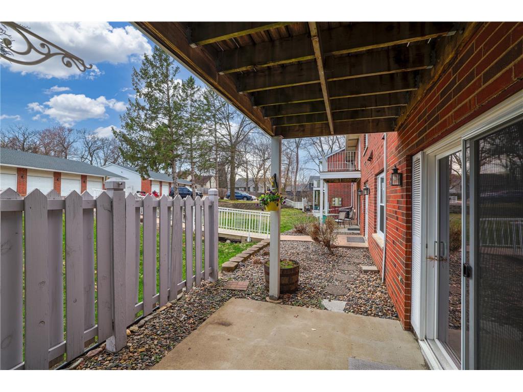 6333 Alderwood Circle #B Woodbury MN 55125 7056219 image18
