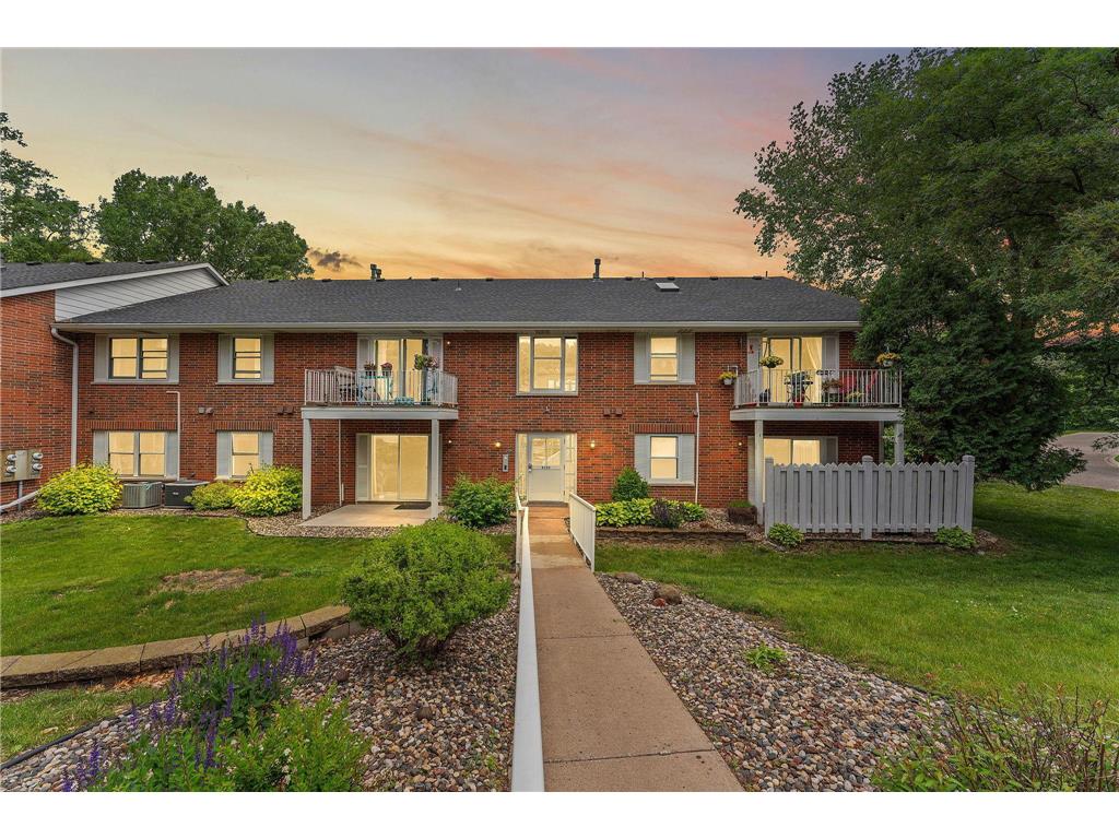 6333 Alderwood Circle #D Woodbury MN 55125 6819177 image1