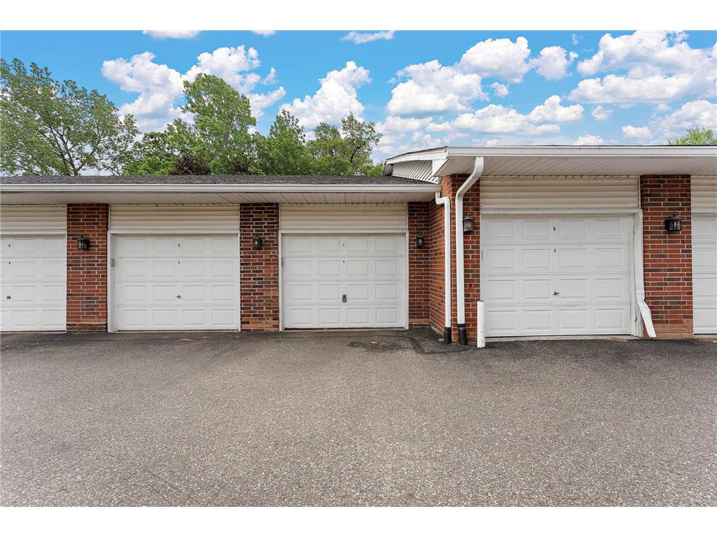 6333 Alderwood Circle #D Woodbury MN 55125 6819177 image3