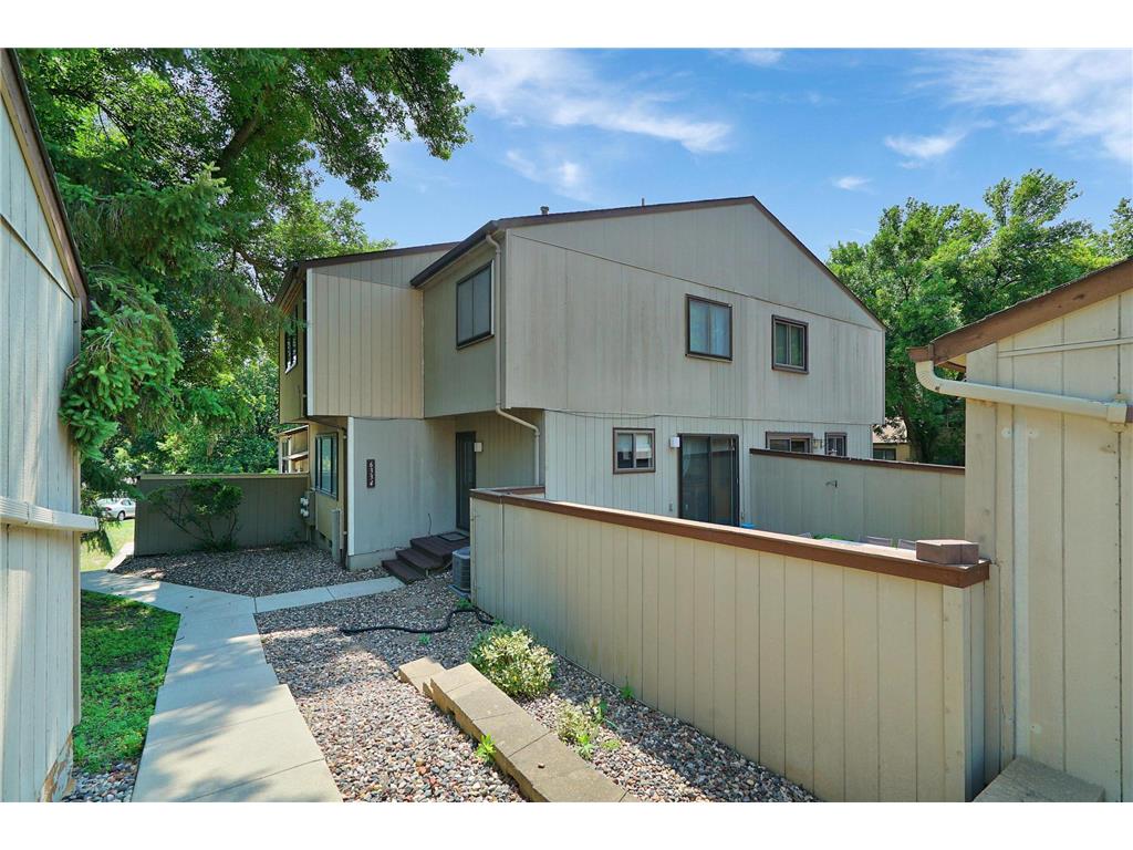 6334 Saint Johns Drive Eden Prairie MN 55346 6395212 image1