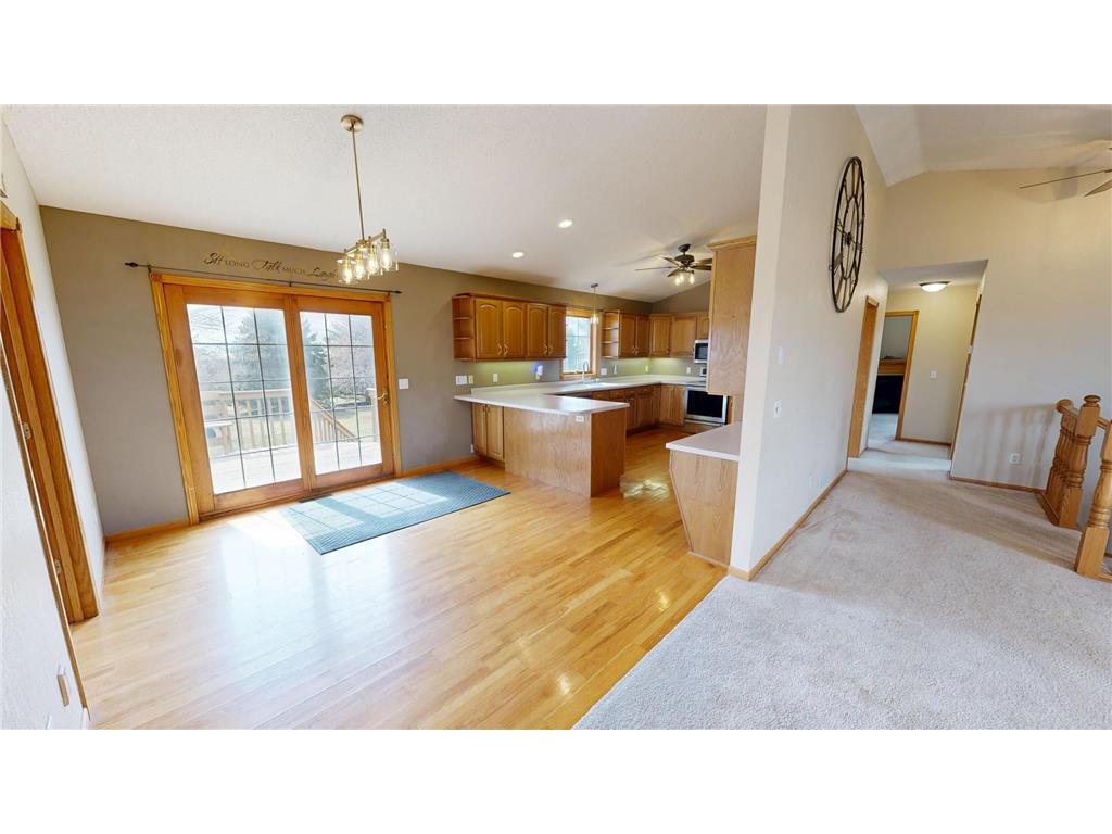 6335 1st Avenue W Willmar MN 56201 7038462 image12