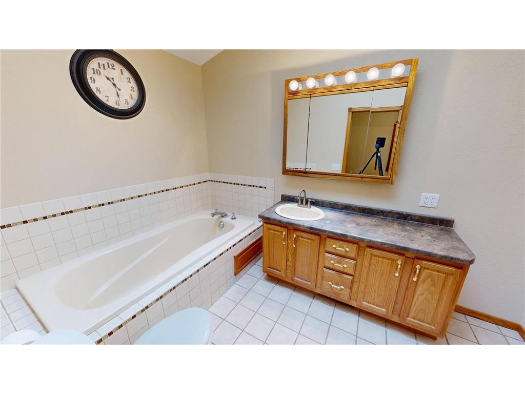 6335 1st Avenue W Willmar MN 56201 7038462 image22