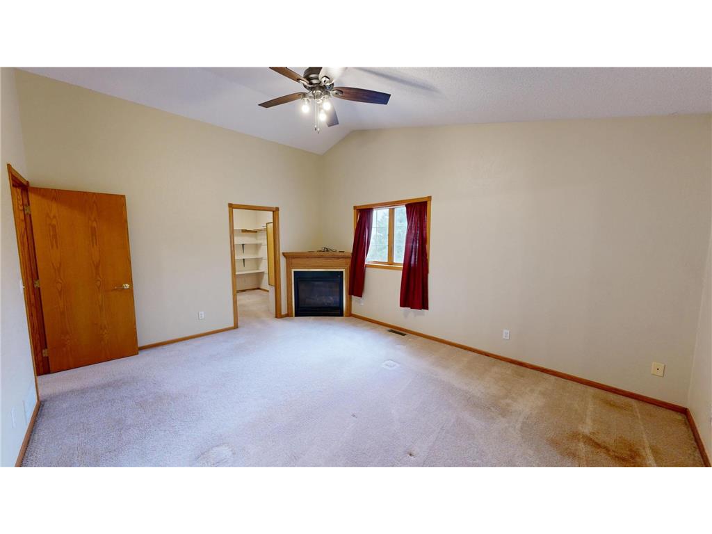 6335 1st Avenue W Willmar MN 56201 7038462 image23