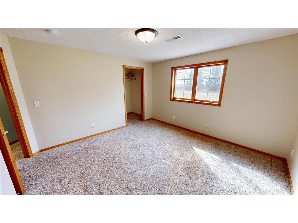 6335 1st Avenue W Willmar MN 56201 7038462 image30
