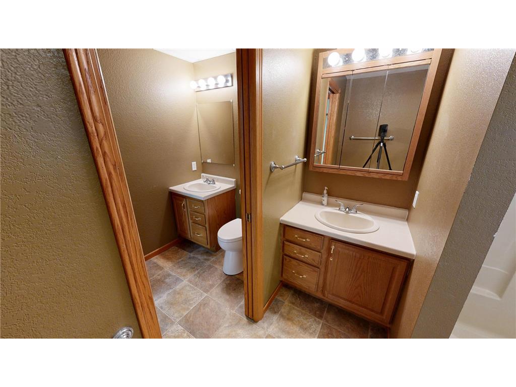 6335 1st Avenue W Willmar MN 56201 7038462 image34
