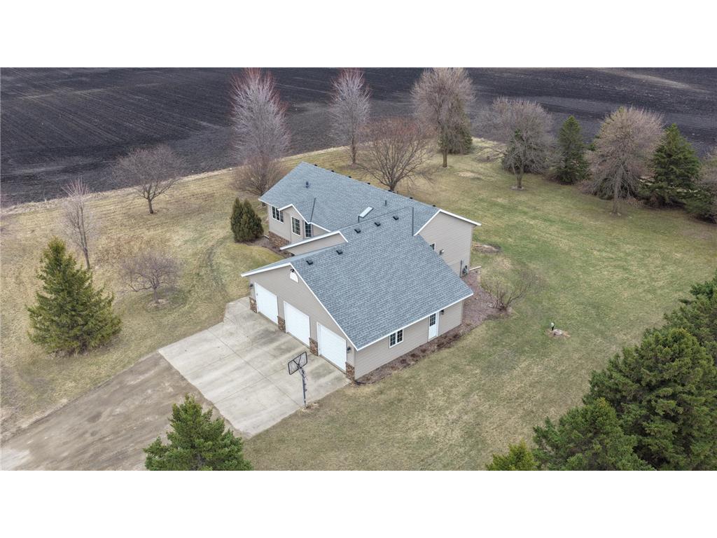6335 1st Avenue W Willmar MN 56201 7038462 image53