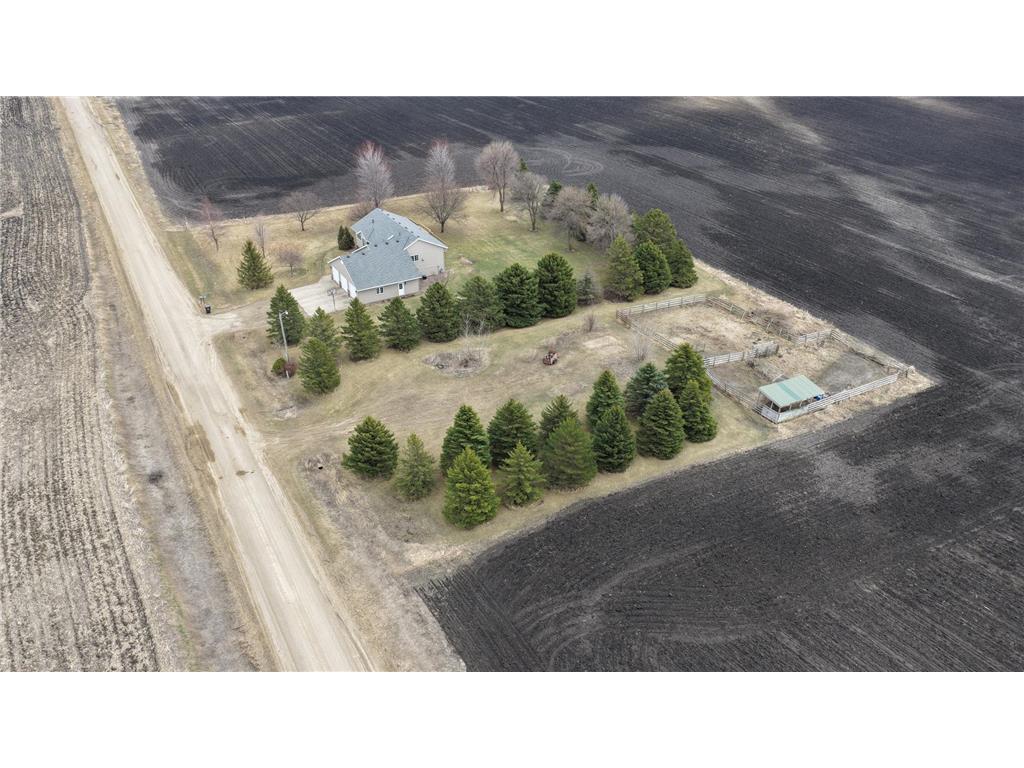 6335 1st Avenue W Willmar MN 56201 7038462 image62