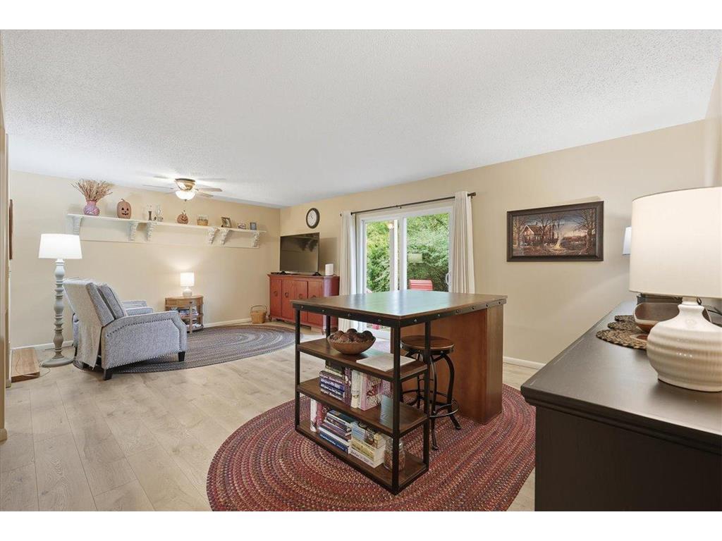 6337 Alderwood Circle #A Woodbury MN 55125 6806295 image3