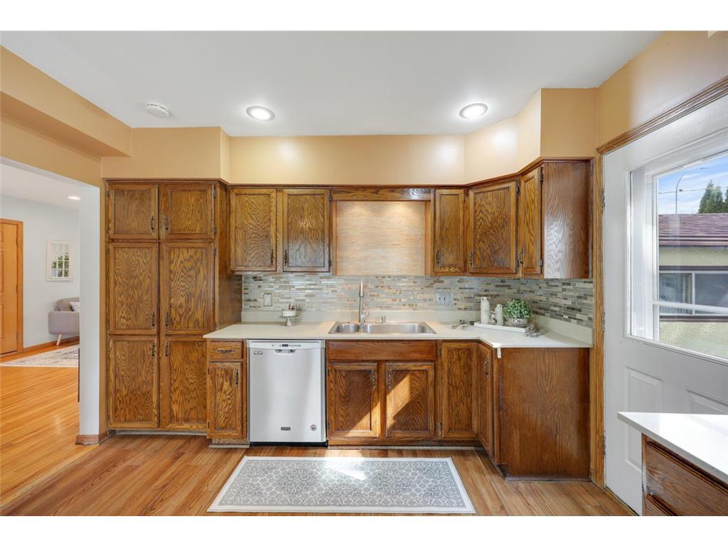 6337 Girard Avenue S Richfield MN 55423 7065969 image13