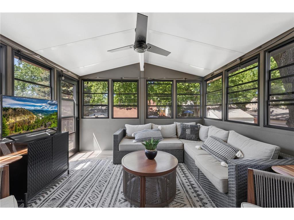 634 6th Avenue S Hopkins MN 55343 7081135 image16