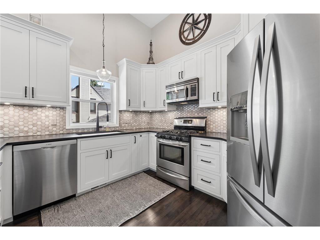 634 6th Avenue S Hopkins MN 55343 7081135 image20