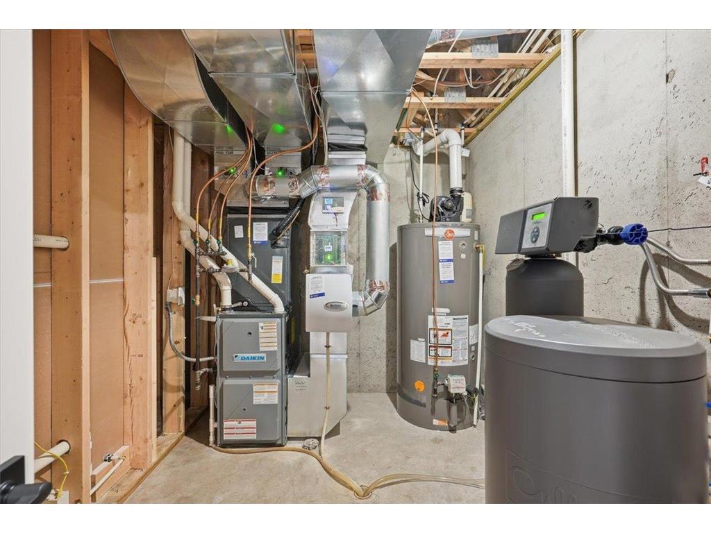 634 Elizabeth Way Hudson WI 54016 7039871 image28