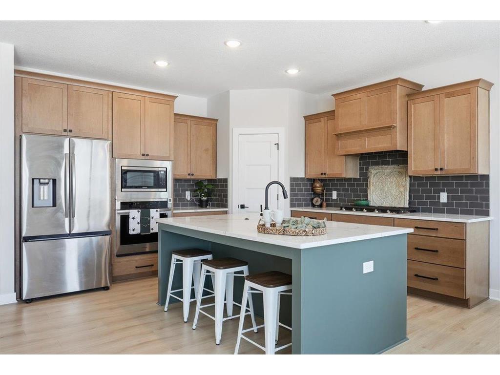 634 Elizabeth Way Hudson WI 54016 7076953 image3