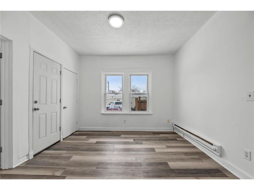 634 Van Buren Avenue Saint Paul MN 55104 7022178 image20