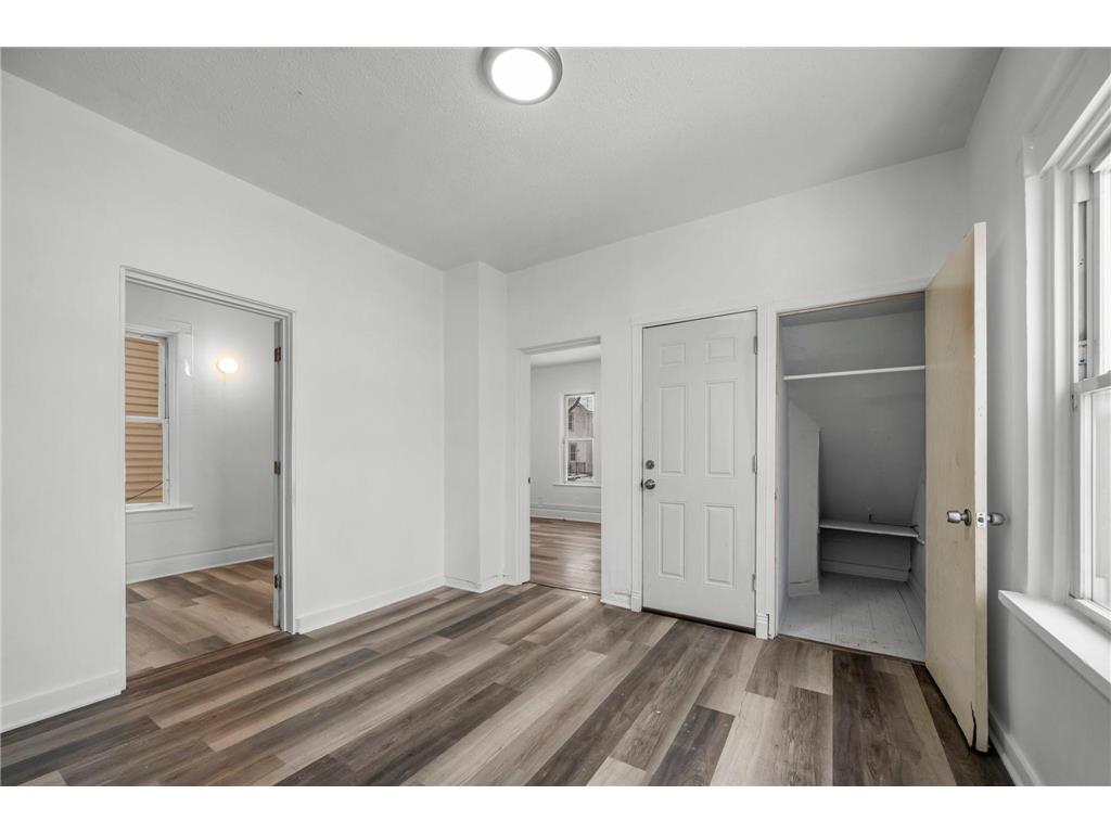 634 Van Buren Avenue Saint Paul MN 55104 7022178 image21