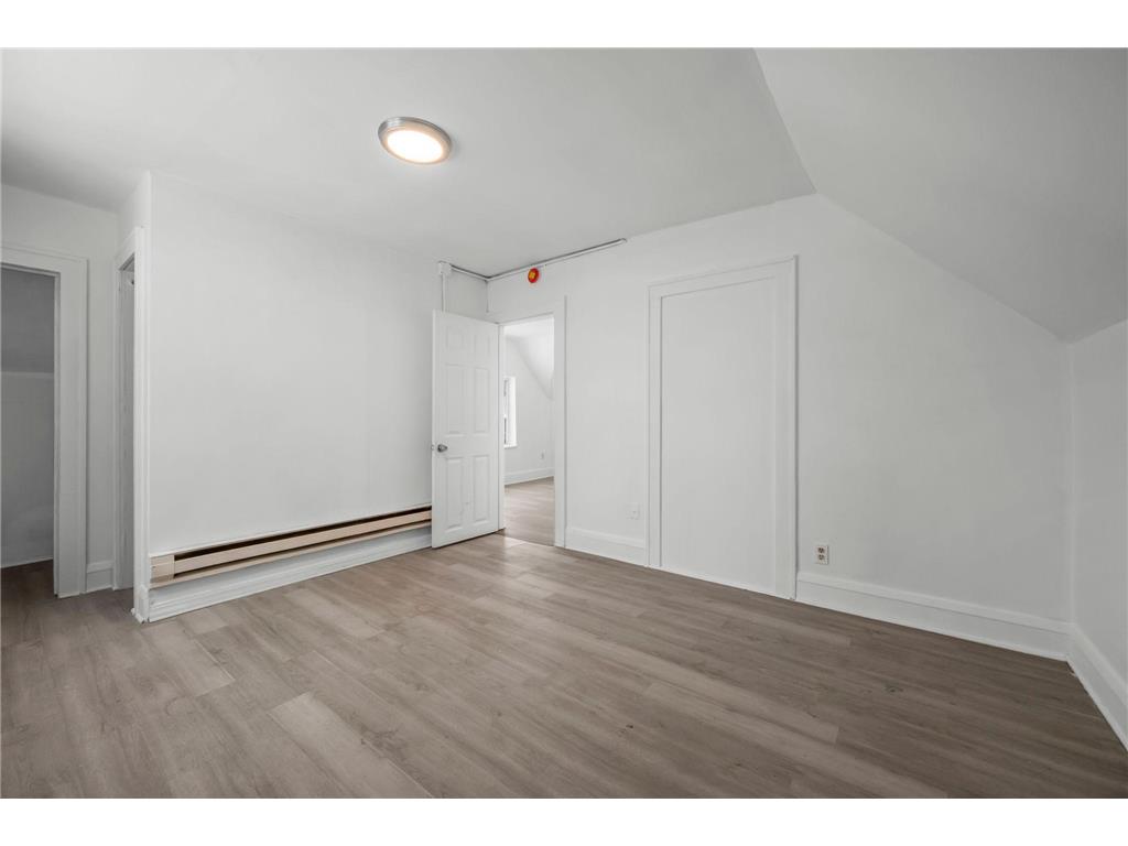 634 Van Buren Avenue Saint Paul MN 55104 7022178 image25