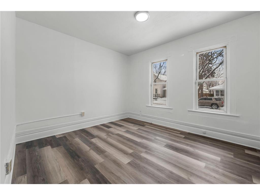 634 Van Buren Avenue Saint Paul MN 55104 7022178 image3