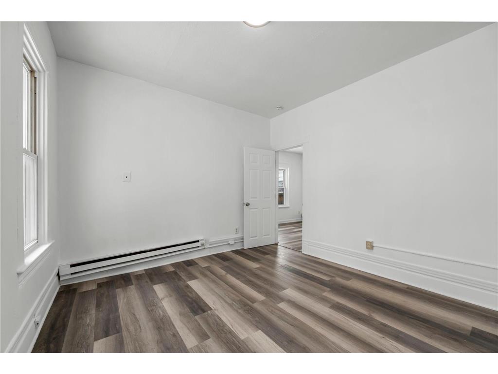 634 Van Buren Avenue Saint Paul MN 55104 7022178 image4