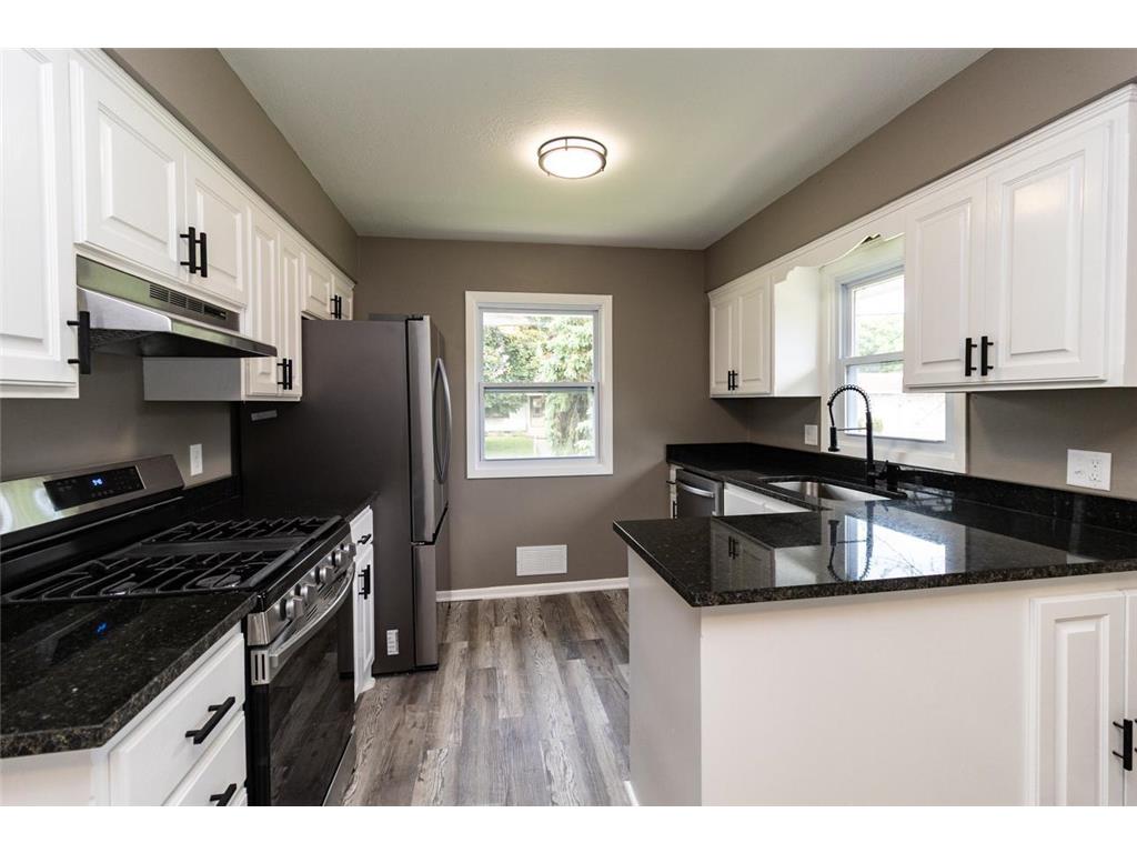 6342 Dupont Avenue N Brooklyn Center MN 55430 6742379 image1