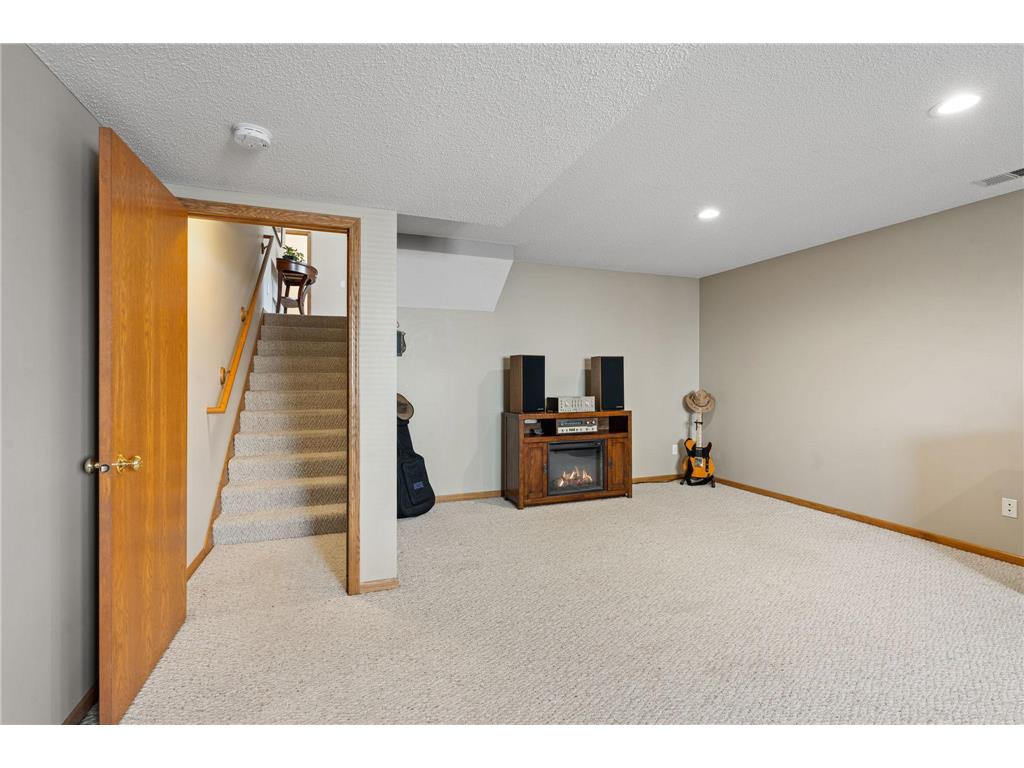 6345 Bailey Trail Inver Grove Heights MN 55077 7033022 image40