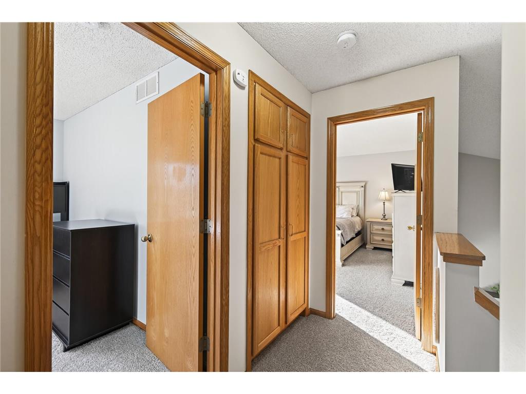 635 35th Street W Hastings MN 55033 6817569 image10
