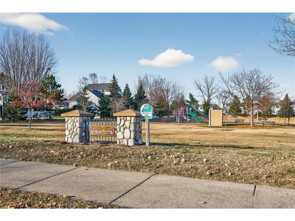 635 35th Street W Hastings MN 55033 6817569 image25