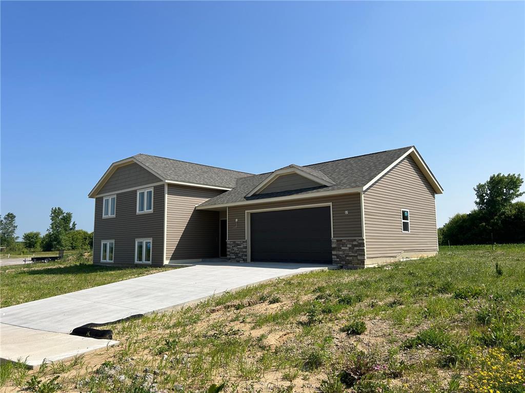 635 7th Avenue NE Plainview MN 55964 6390260 image1