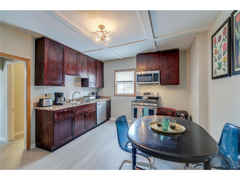 635 Canton Street Saint Paul MN 55102 7039216 image11