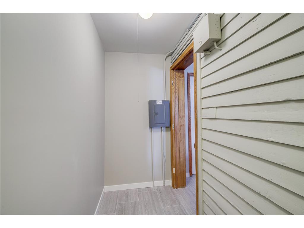 635 Canton Street Saint Paul MN 55102 7039216 image17