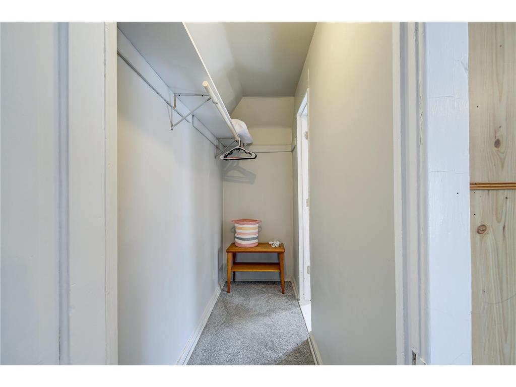 635 Canton Street Saint Paul MN 55102 7039216 image32