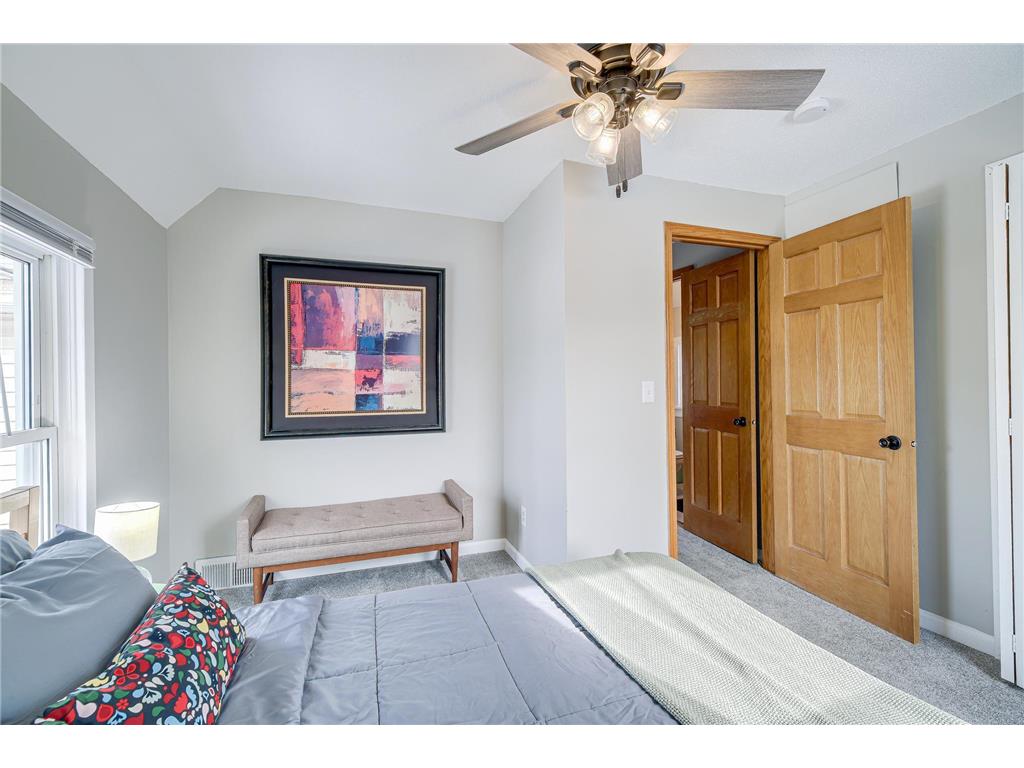 635 Canton Street Saint Paul MN 55102 7039216 image40