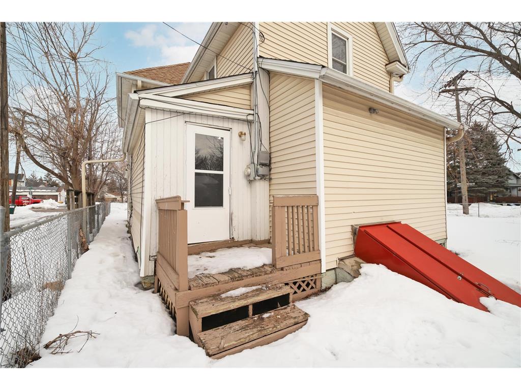 635 Canton Street Saint Paul MN 55102 7039216 image46