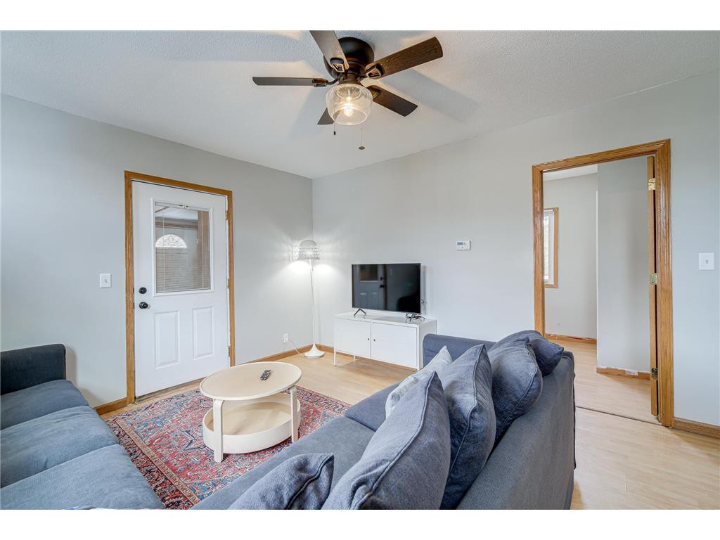 635 Canton Street Saint Paul MN 55102 7039216 image7