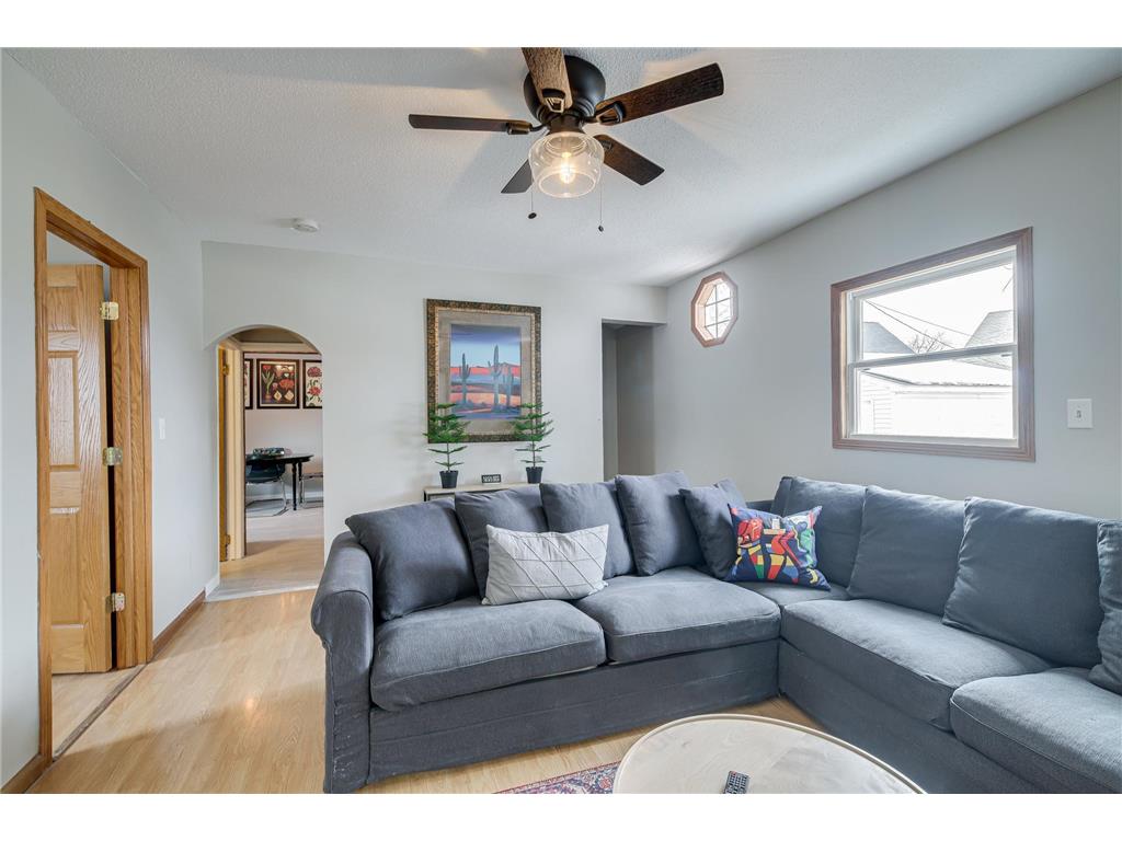 635 Canton Street Saint Paul MN 55102 7039216 image9