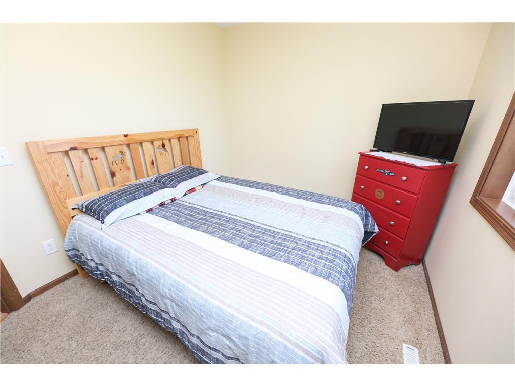 635 Dewberry Lane Alexandria MN 56308 7076666 image23