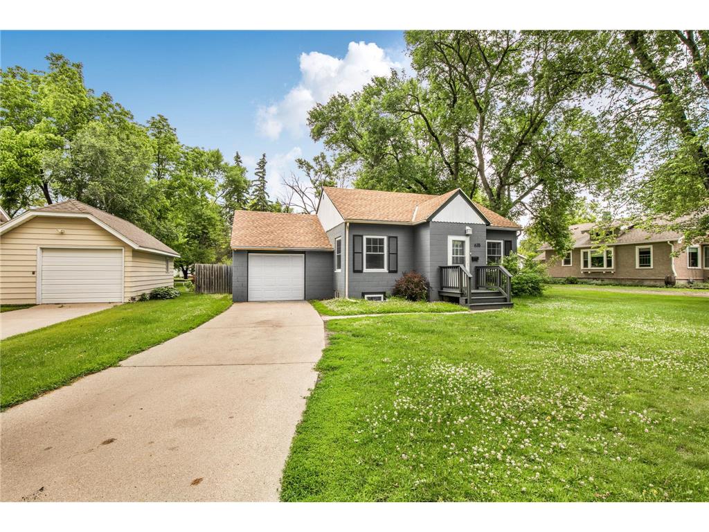 635 E 2nd Street Litchfield MN 55355 7091010 image1