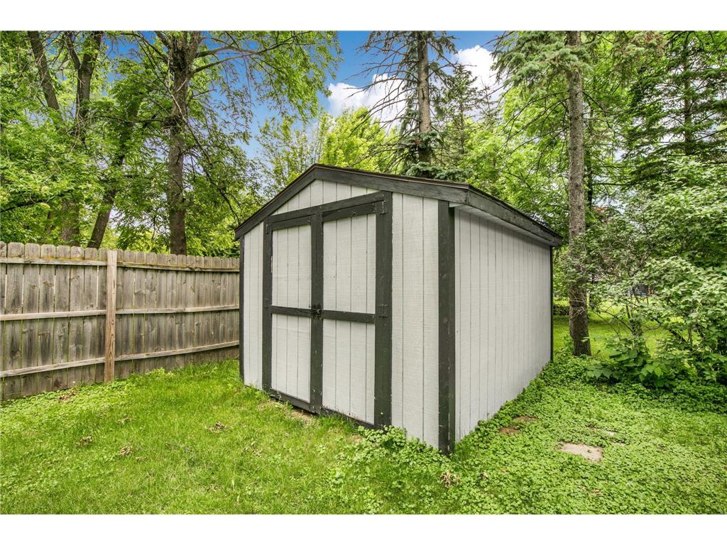 635 E 2nd Street Litchfield MN 55355 7091010 image5