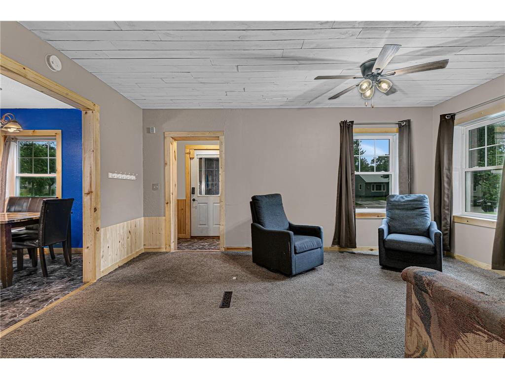 635 E 2nd Street Litchfield MN 55355 7091010 image8