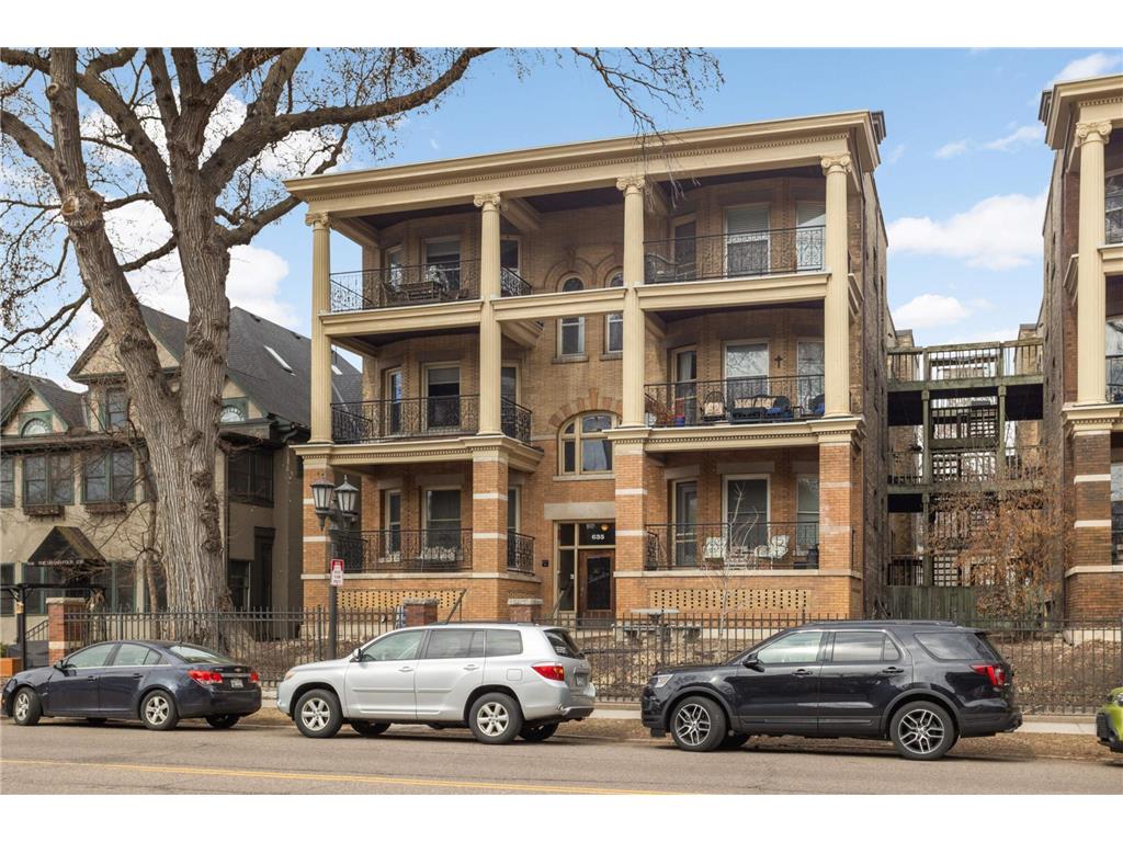 635 Grand Avenue #4 Saint Paul MN 55105 6781816 image25